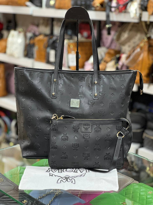 Mcm με φερμουάρ total black