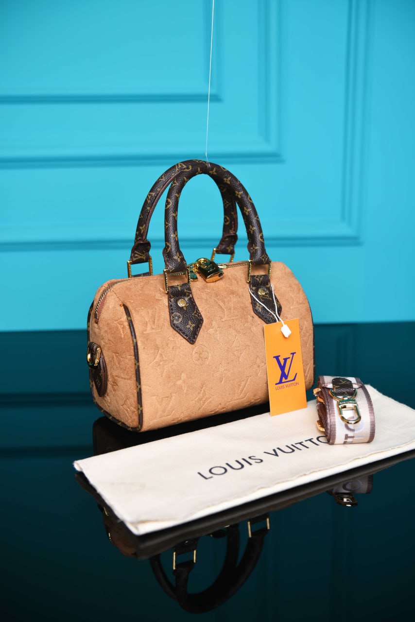 LOUIS VUITTON - Speedy Bandoliers 20 ❤️20 × 13.5 × 12 cm