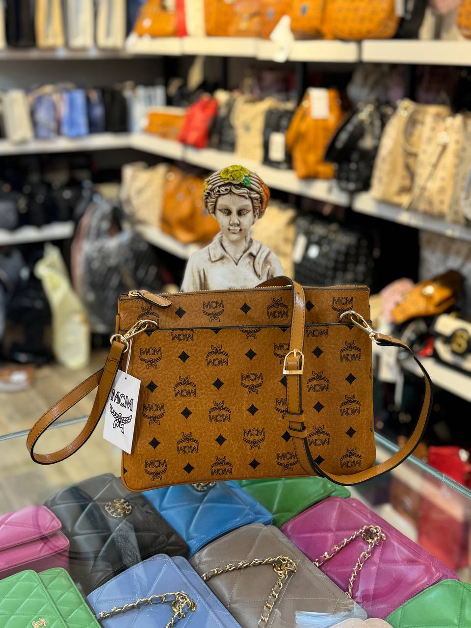 Mcm cross body brown size 28x21
