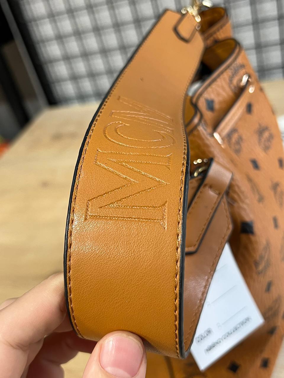 Mcm neo neo brown size 28x25