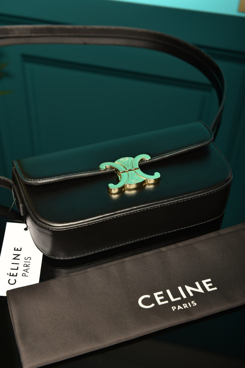 CELINE - Triomphe Shoulder Bag 20 x 10 x 4 cm