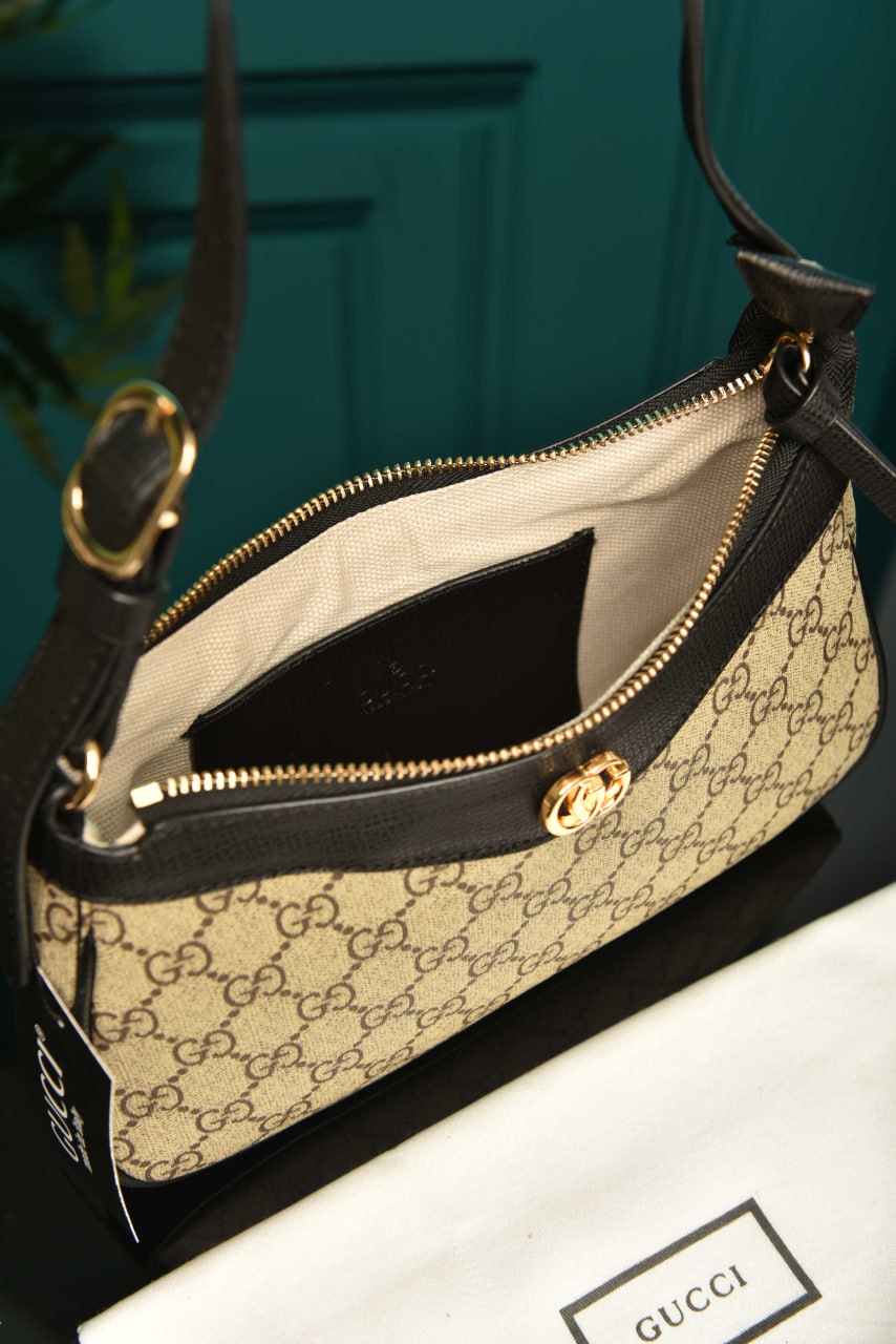 Gucci black