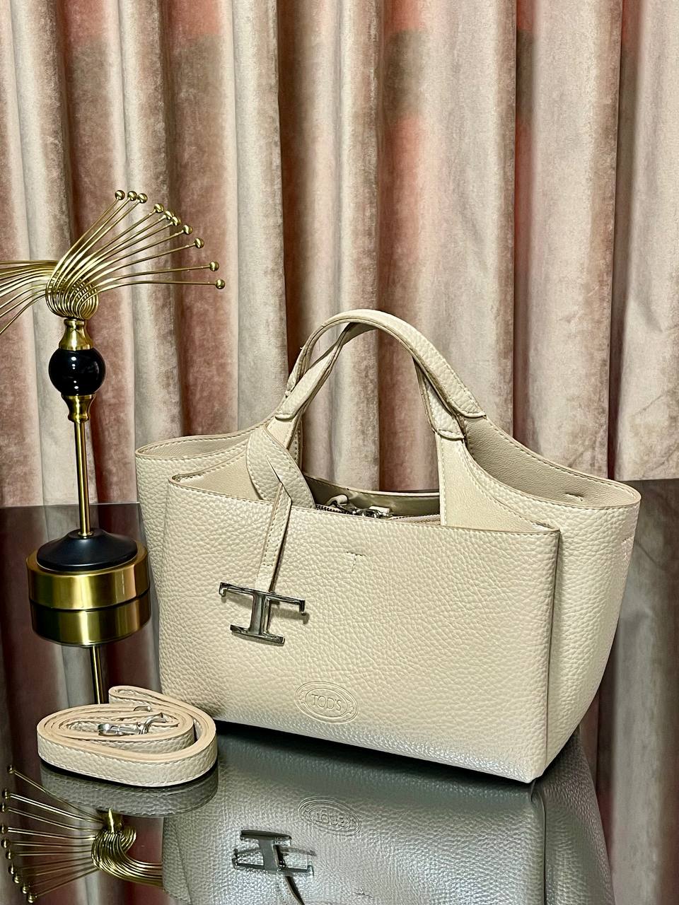 TOD’S μπεζ