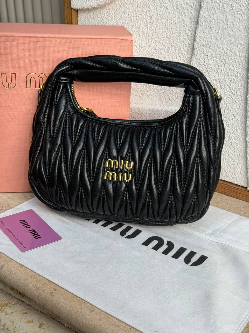 Miu Miu leader