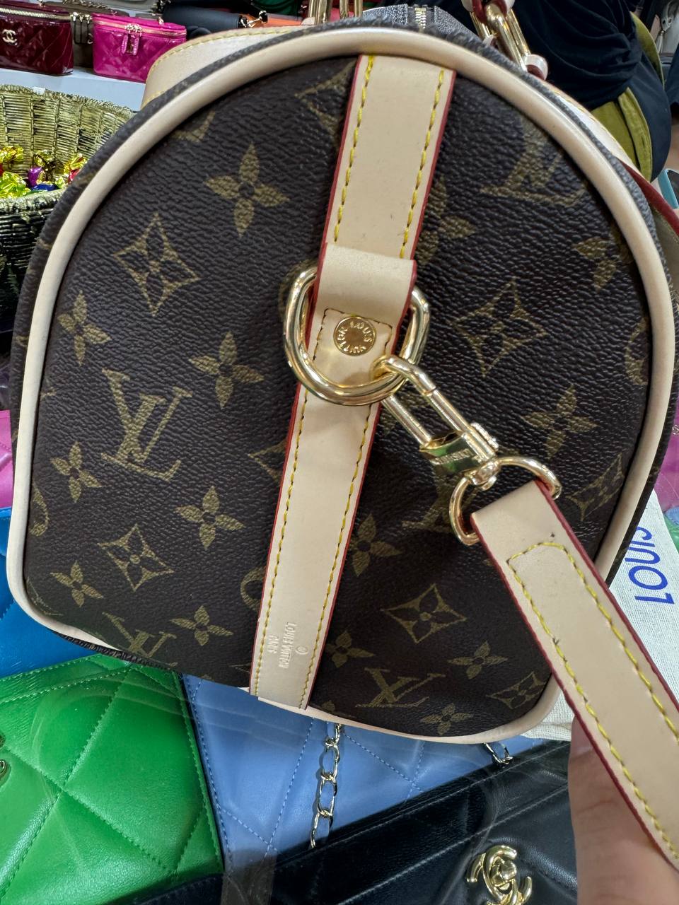 Louis Vuitton speedy monogram size 30cm