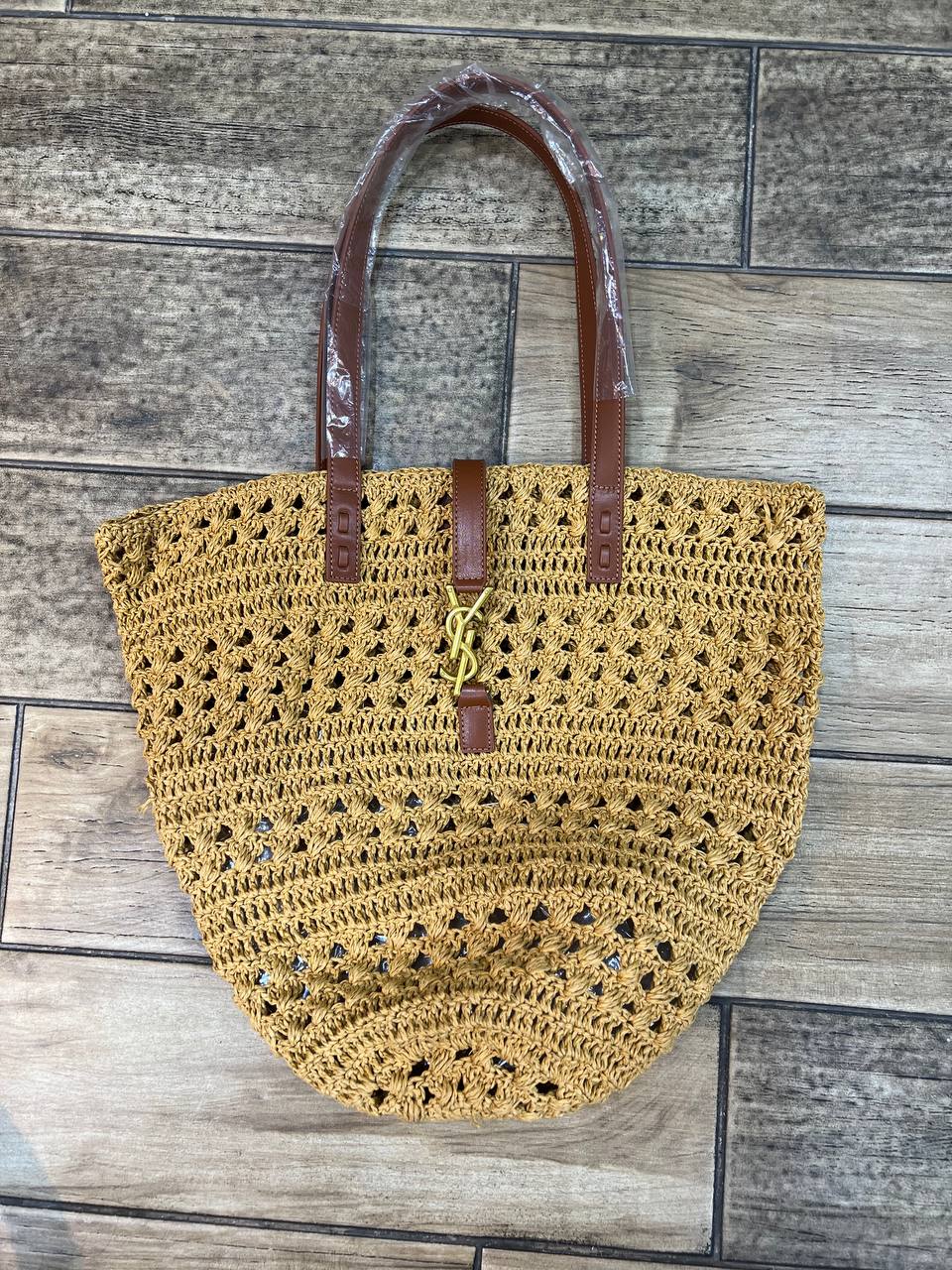 YSL ψάθινη μπεζ size50x35