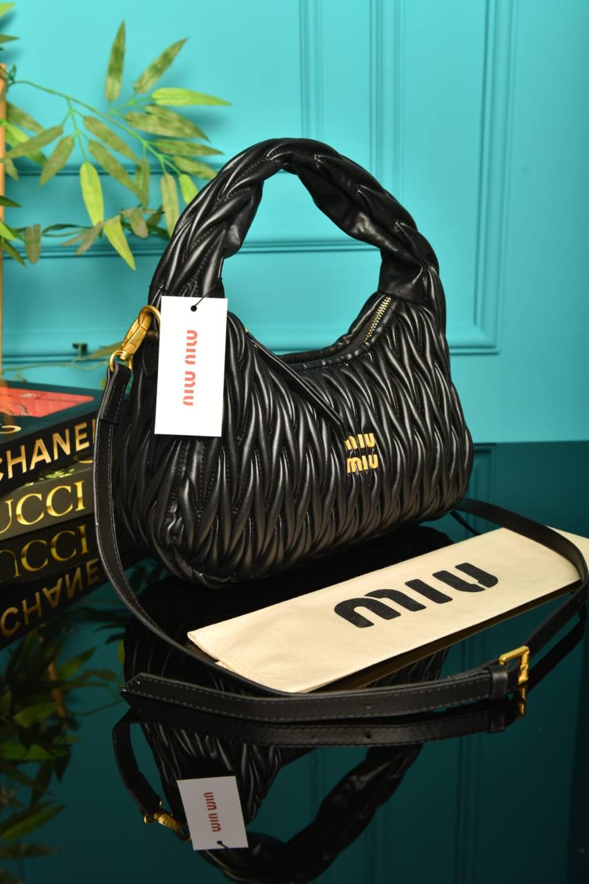 Miu Miu Hobo bag black size:27x35x4.5cm