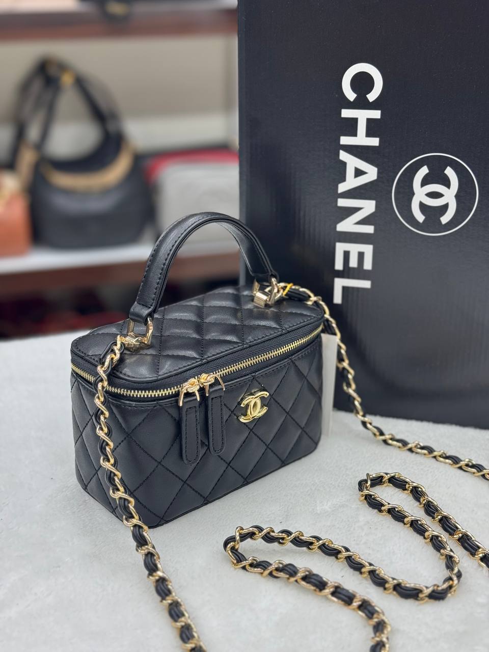Chanel Small Vanity 💫🩶
17x11 cm