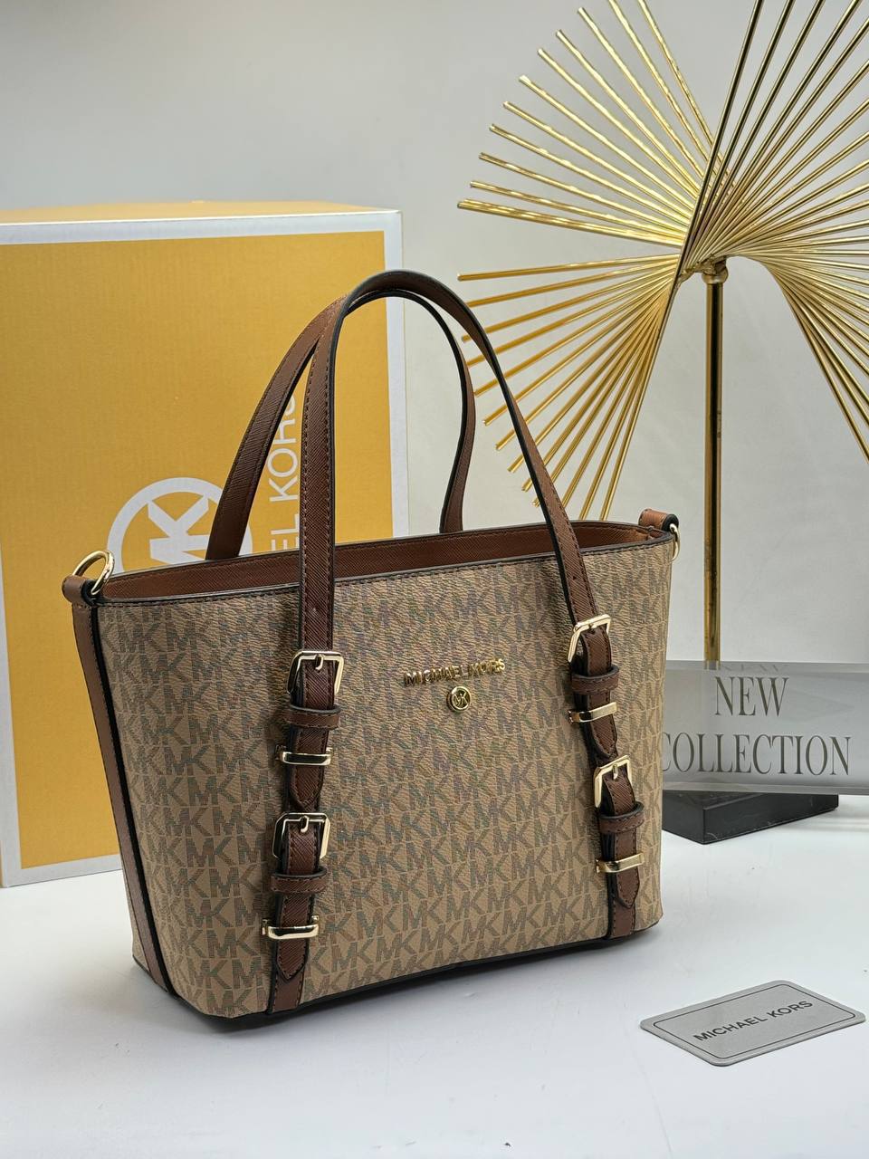 MICHAEL KORS BUCKET MEDIUM SIZE 26/21 CM