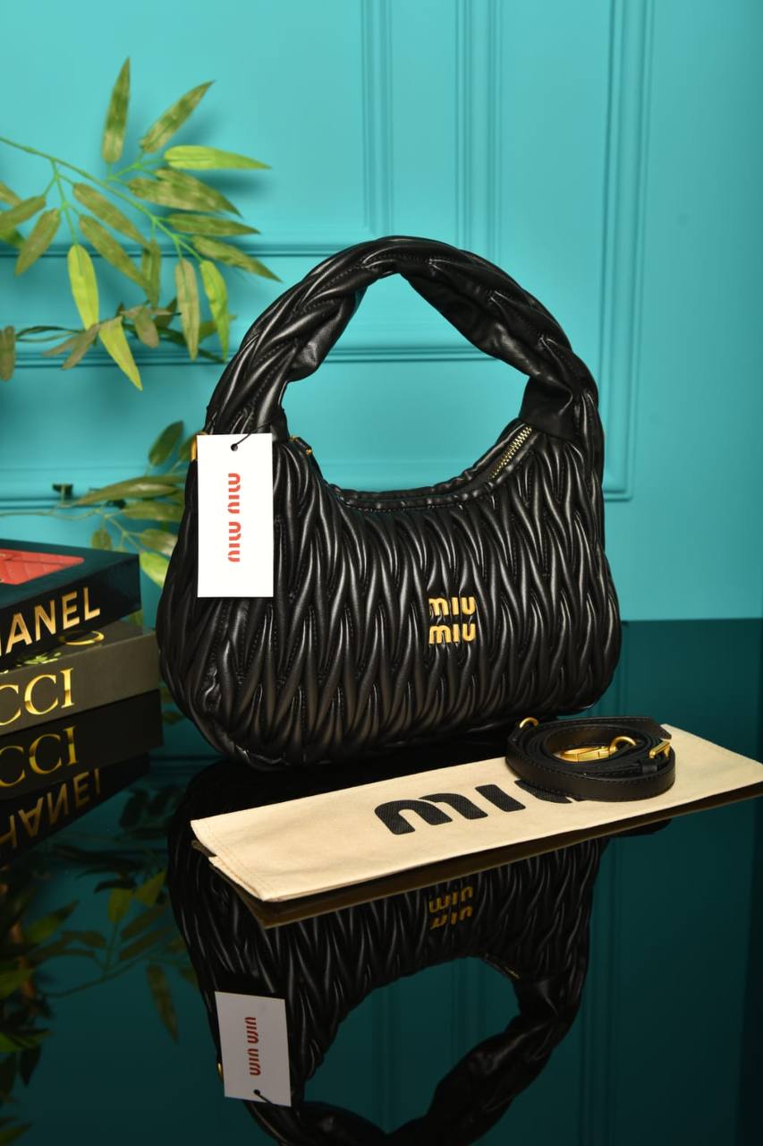 Miu Miu Hobo bag black size:27x35x4.5cm