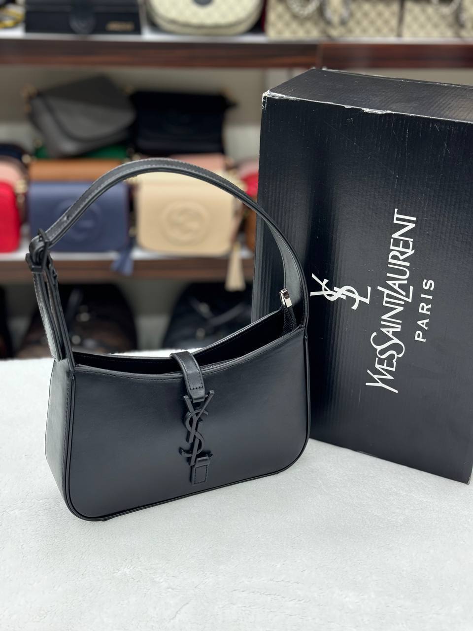 Yves Saint Laurent Hobo Bag 💫🖤 13x24 cm