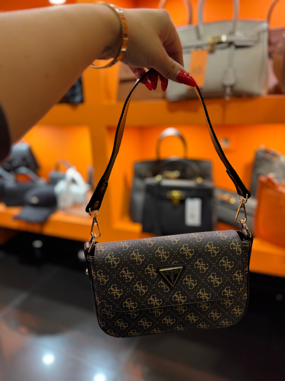 Guess black-brown 02