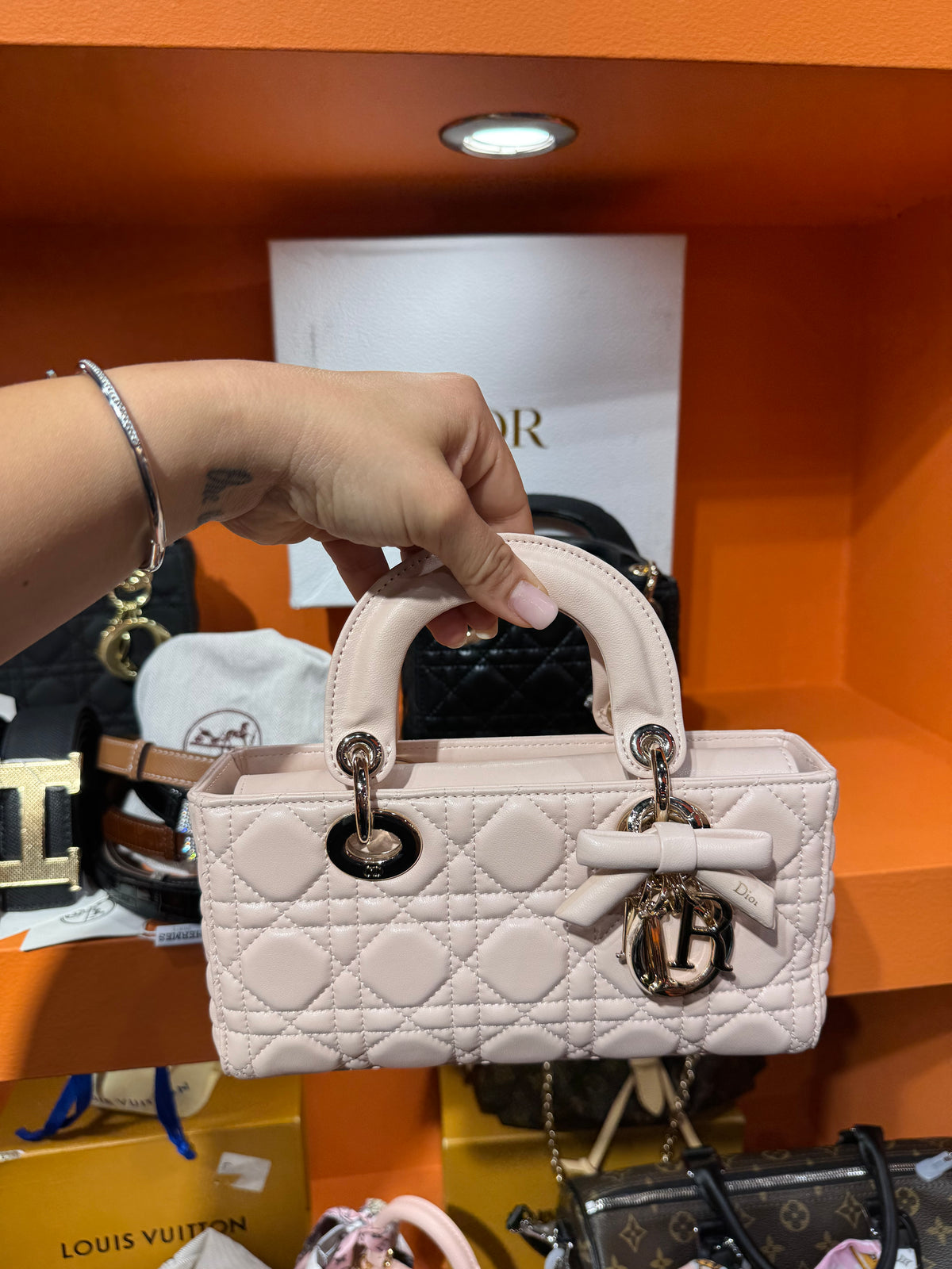 Dior