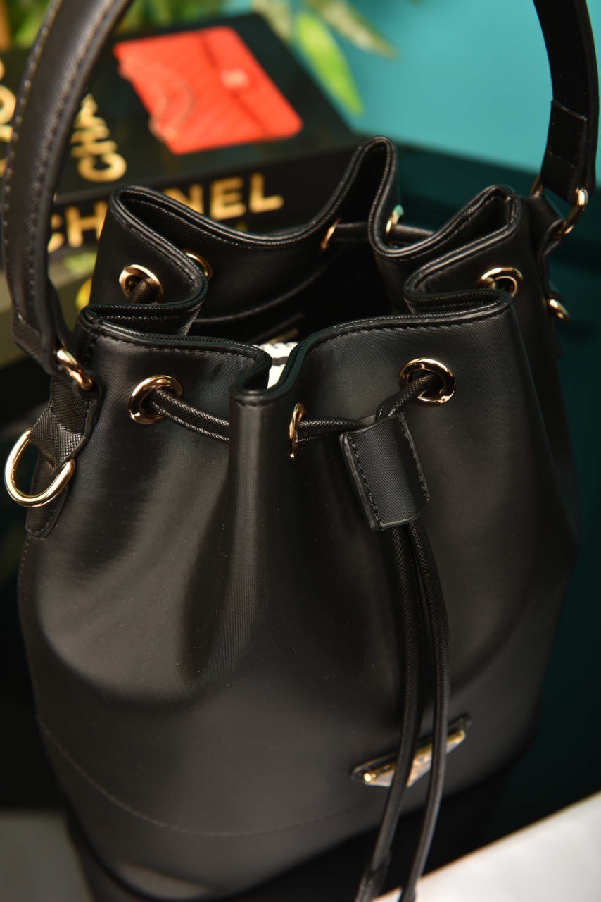 PRADA- Vitello Daino Bucket  Bag 22 × 24 × 15 cm