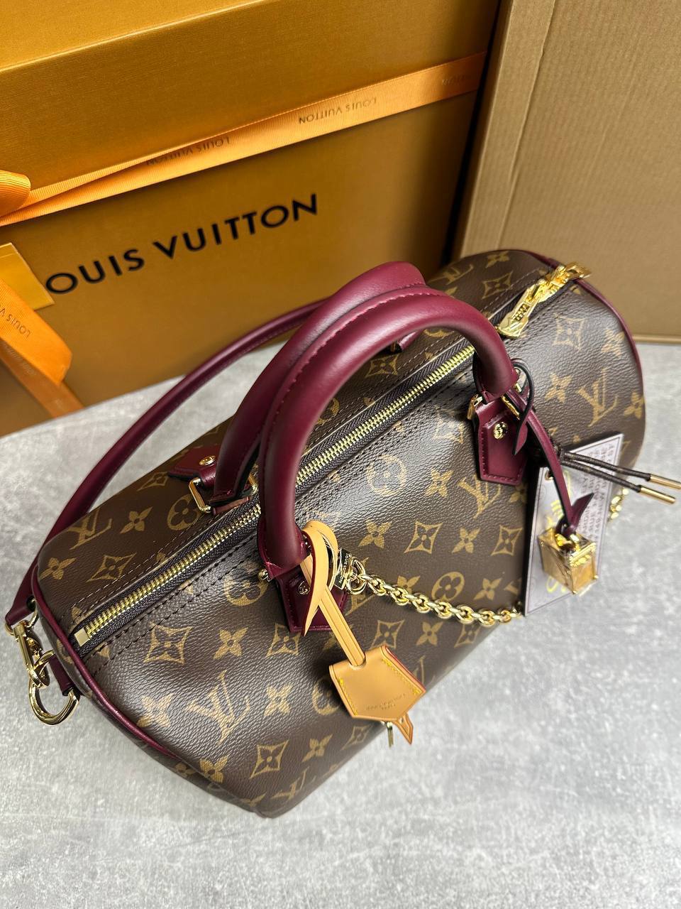 Louis Vuitton speedy 30cm