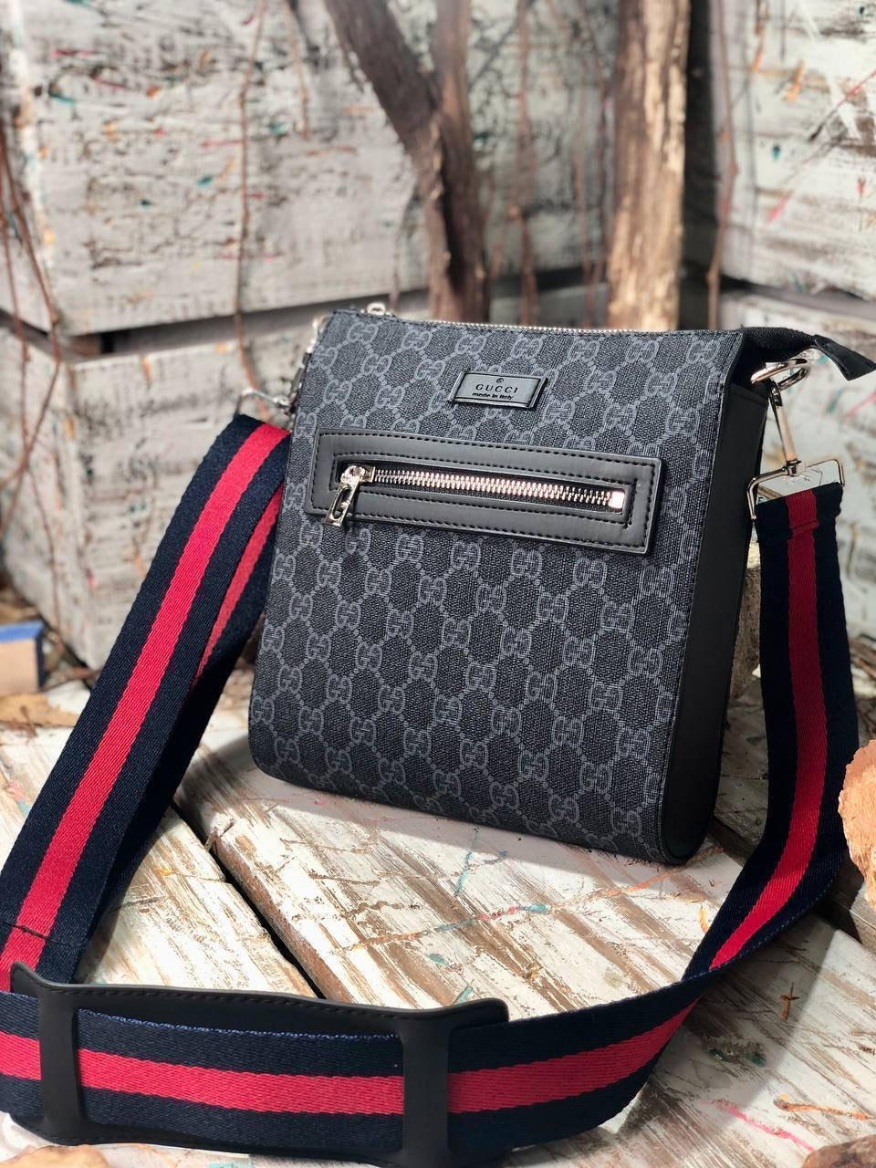 Gucci black